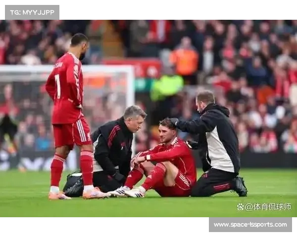 麦卡利斯特失误致失球，利物浦中场低头不语